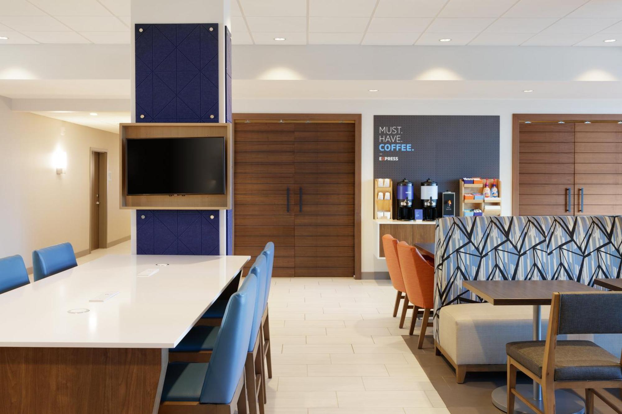 Holiday Inn Express Dallas Market Center By Ihg Екстер'єр фото