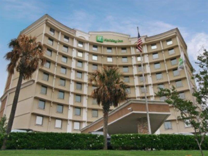 Holiday Inn Express Dallas Market Center By Ihg Екстер'єр фото